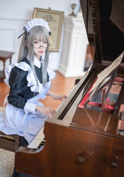 蜜桃初熟时