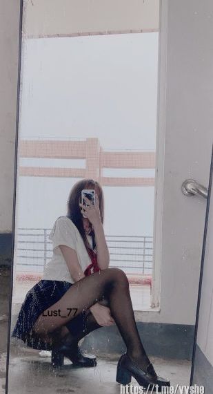 韩国《下女》未删减版