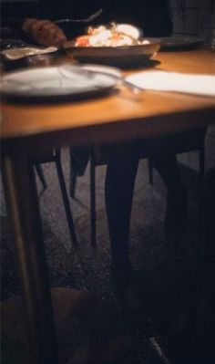 小受在公交车被八个男人强