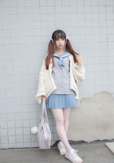 我的嫩模女友中文字幕