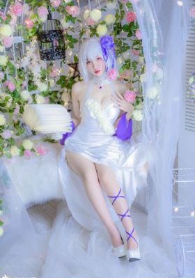教授和他的女大学生