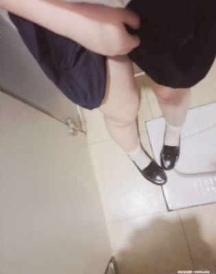 白蛇劫起