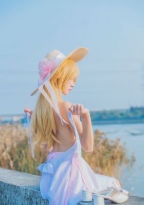 无法忍受秋瓷炫